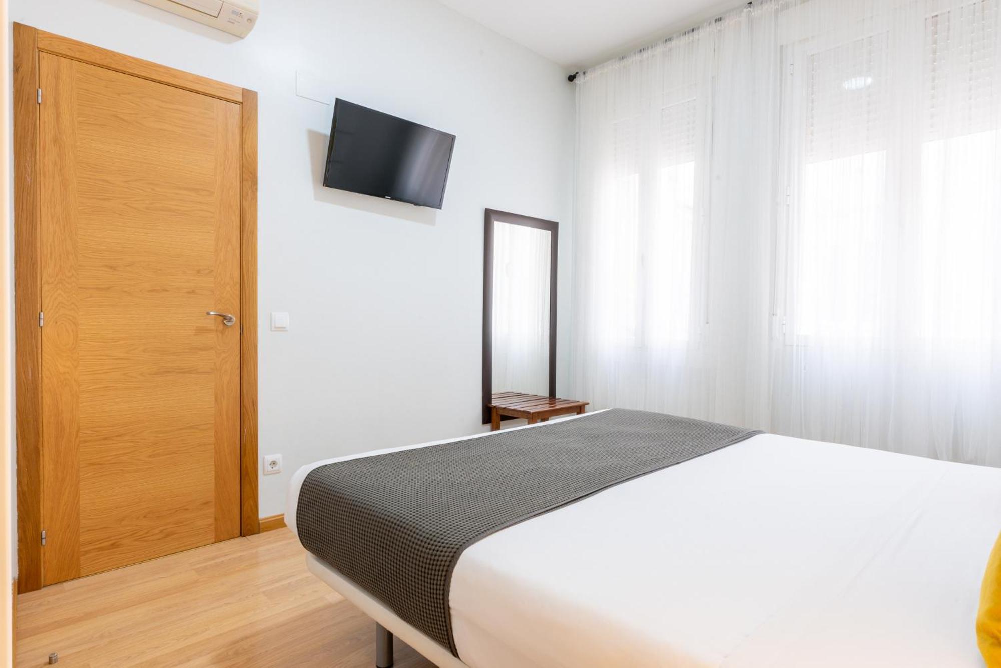 Smartr Madrid Chueca Aparthotel Exterior photo